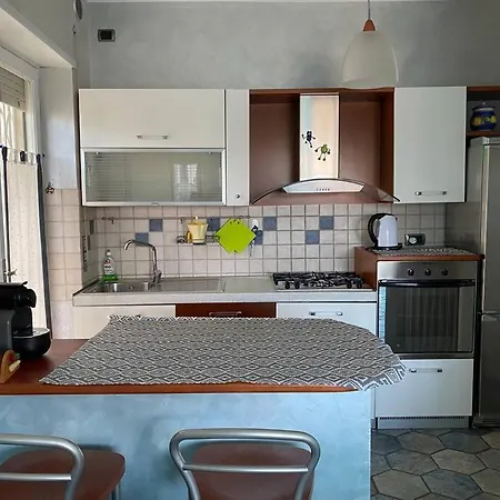 Bilocale In Zona Residenziale * San Remo